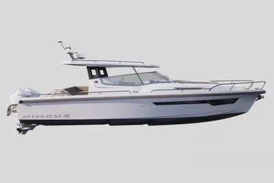 2025 Nimbus Weekender 11