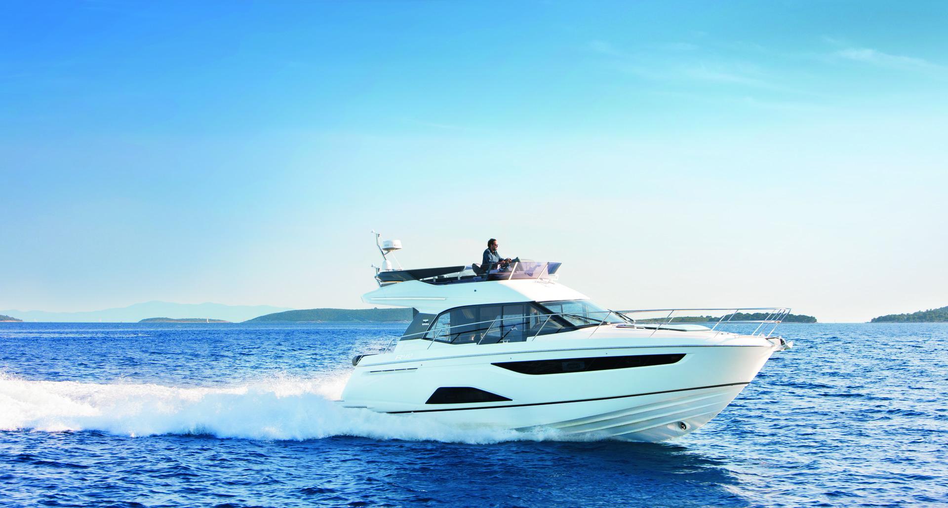 Bavaria R40 Fly 13m 2024, Motoryachten - Brandenburg | Boot24