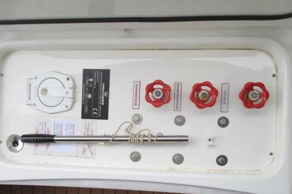 Sexsea Yacht Photos Pics bilge pump station