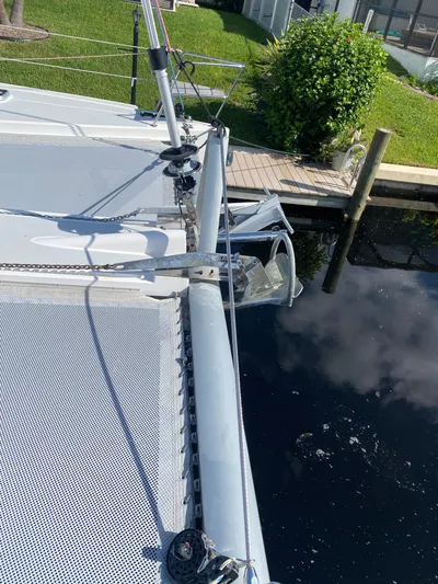 Island Breeze Yacht Photos Pics 