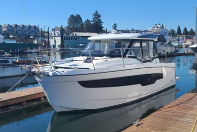 Jeanneau NC 895 Series 2