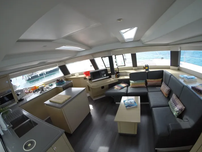 Xclip Yacht Photos Pics 