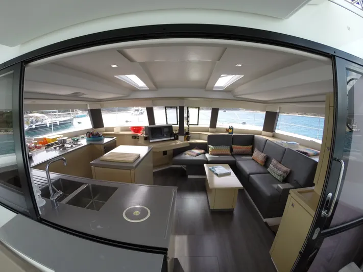 Xclip Yacht Photos Pics 