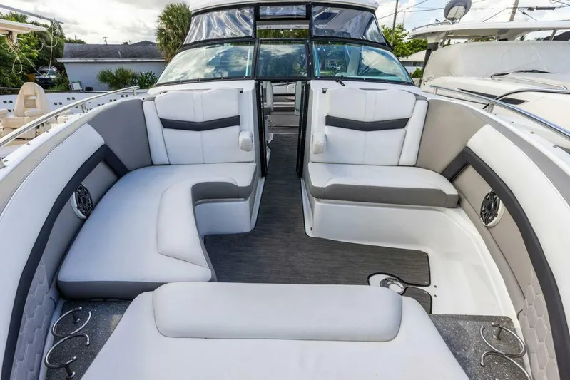  Yacht Photos Pics 2020 Four Winns H350 boat interior with spacious seating and modern design.