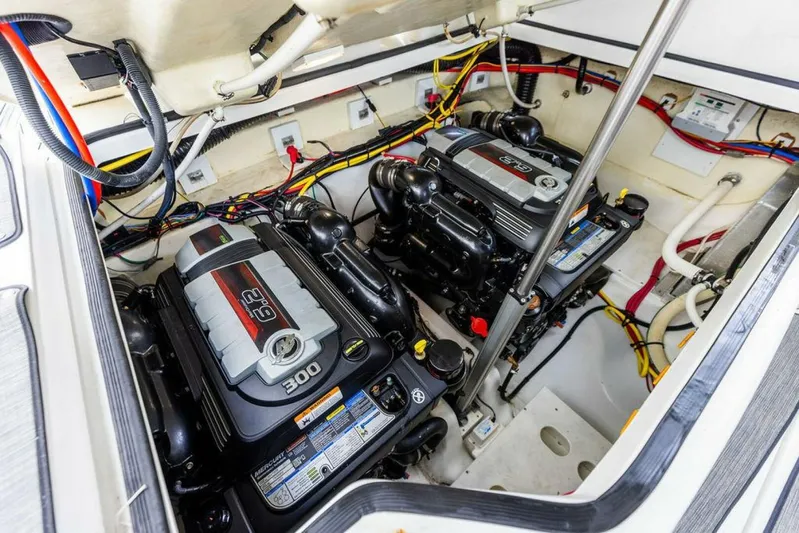  Yacht Photos Pics 2020 Four Winns H350 engine compartment with dual 300 horsepower engines.