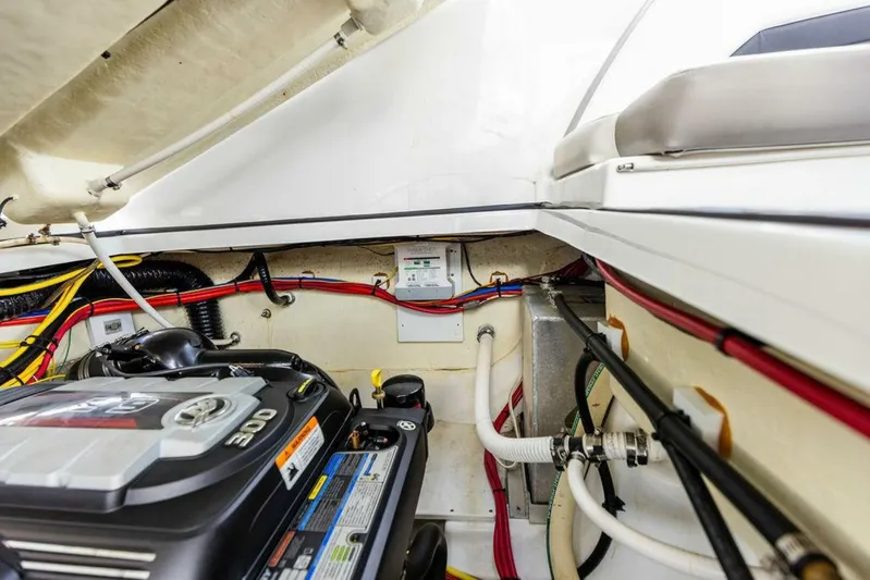  Yacht Photos Pics Engine compartment of 2020 Four Winns H350 boat, showcasing wiring and components.