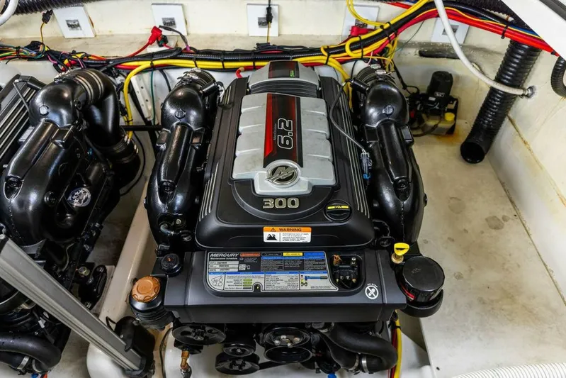  Yacht Photos Pics 2020 Four Winns H350 engine compartment with Mercury 6.2L 300 HP engine.