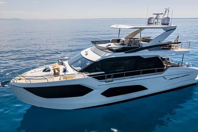 2023 Absolute 60 Fly