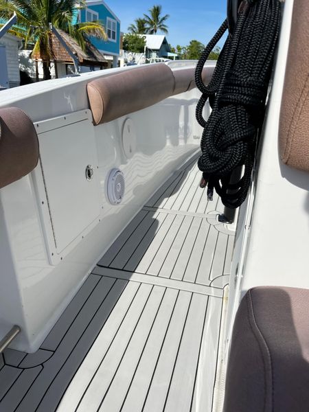 2019 Sea Hunt Gamefish 30