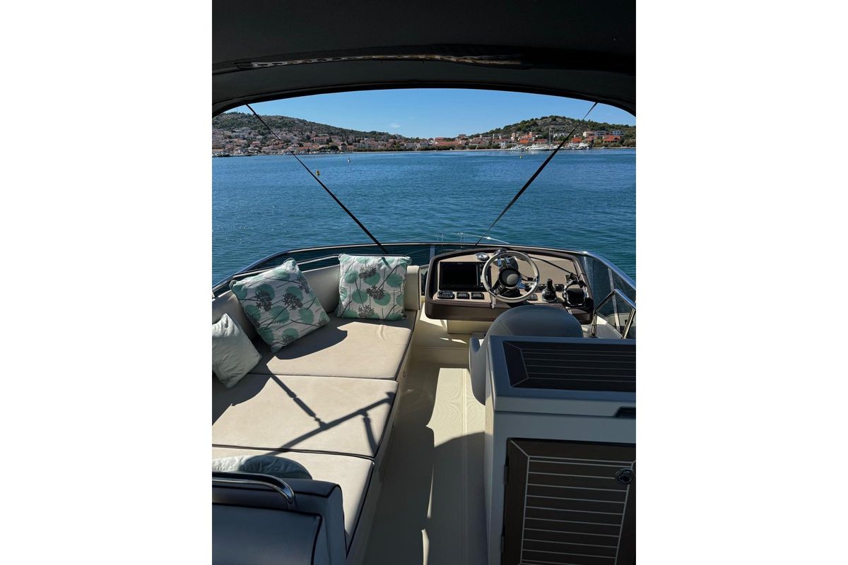 2014 Beneteau 49