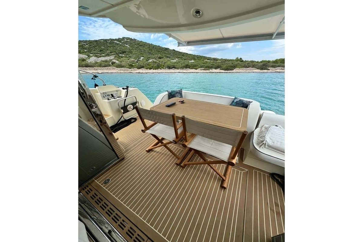 2014 Beneteau 49