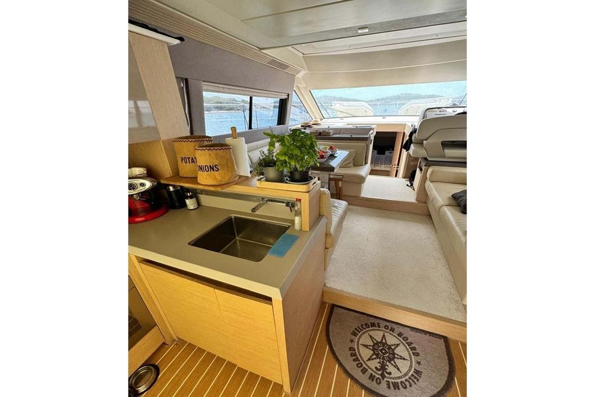 2014 Beneteau 49