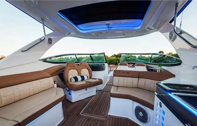  Yacht Photos Pics Manufacturer Provided Image