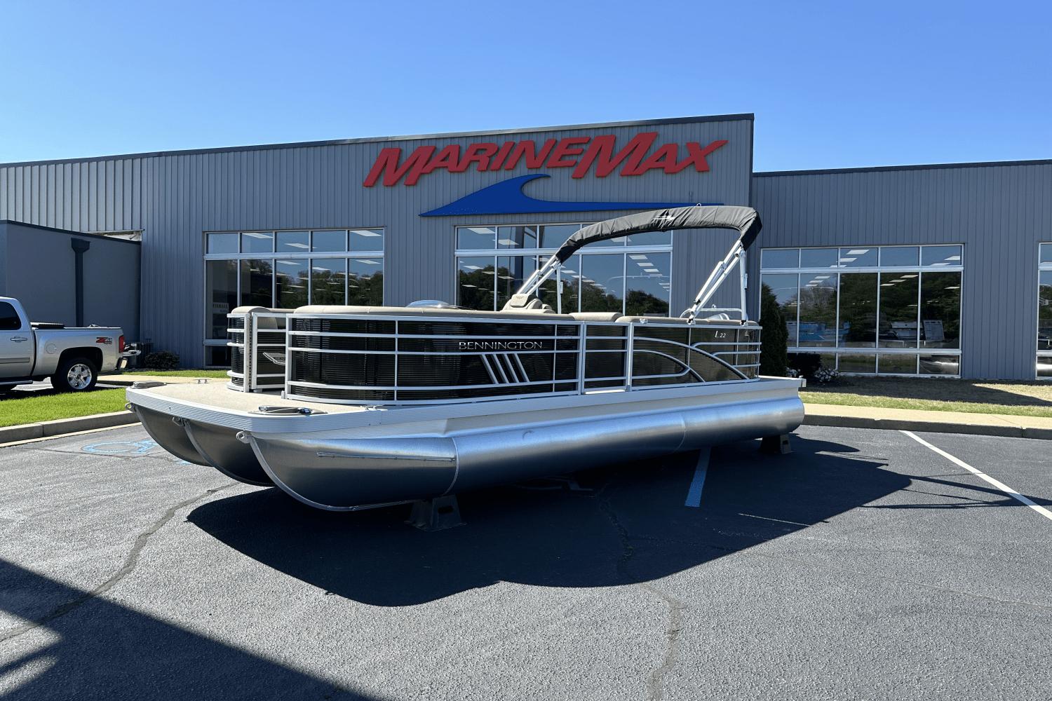 2024 Bennington 22 L Pontoon for sale - YachtWorld