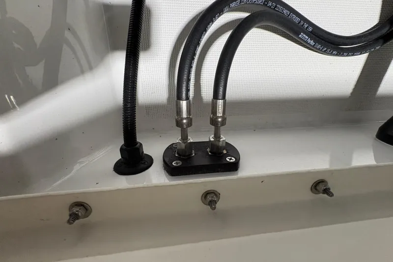  Yacht Photos Pics 2023 Formula 400 Super Sport Crossover boat wiring and hose connections detail.