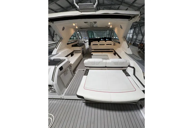  Yacht Photos Pics 2023 Formula 400 Super Sport Crossover luxury yacht interior with spacious seating and modern design.