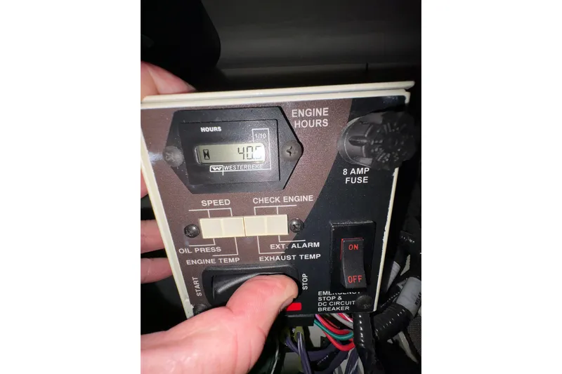  Yacht Photos Pics Control panel of a 2023 Formula 400 Super Sport Crossover with engine hour display.