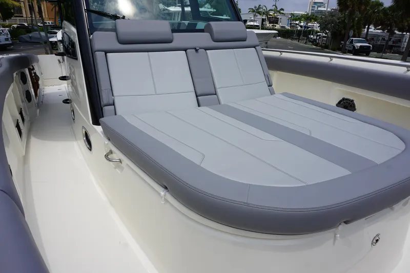 Bwcp0430a424 Yacht Photos Pics 2024 Boston Whaler 380 Outrage boat with spacious, cushioned seating area.