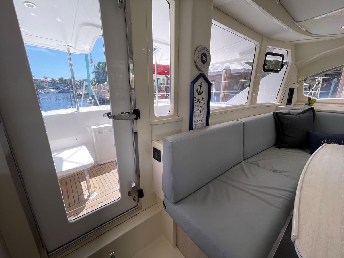 2016 Leopard 44 