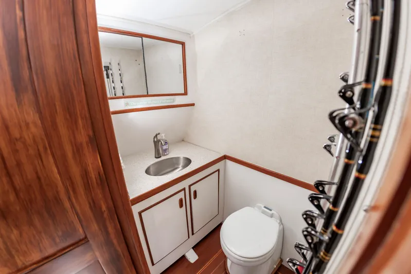 Sea Junkie Yacht Photos Pics 