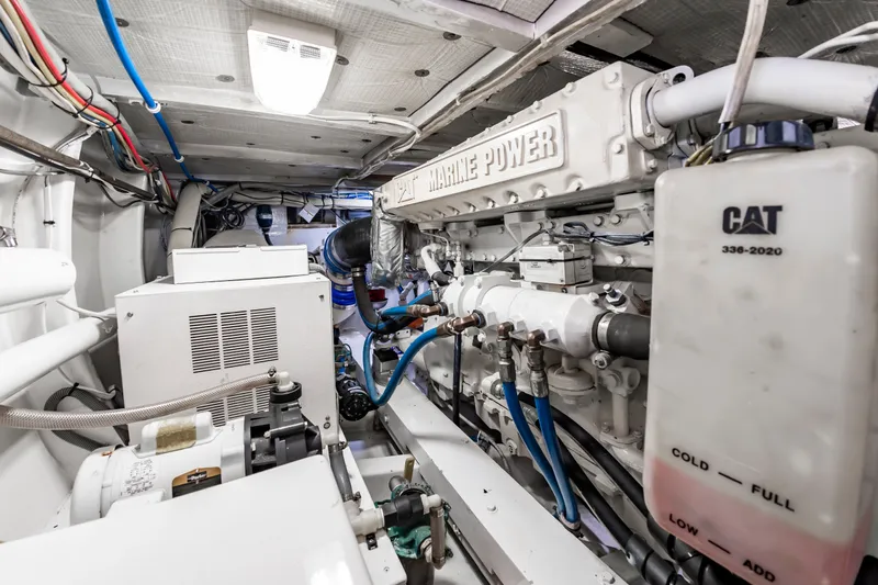 Sea Junkie Yacht Photos Pics 