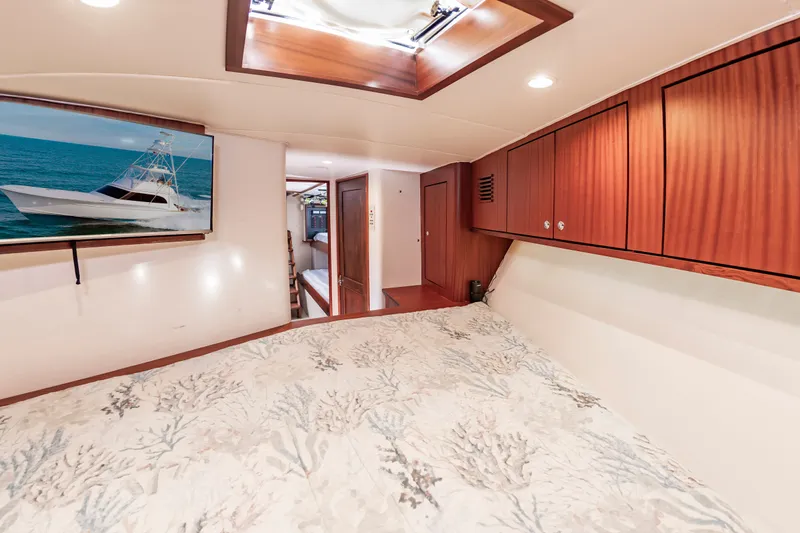 Sea Junkie Yacht Photos Pics 