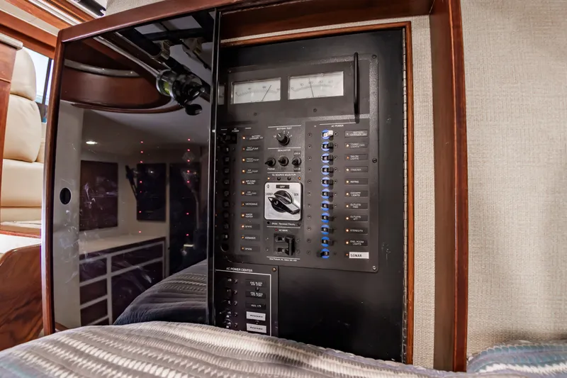 Sea Junkie Yacht Photos Pics 