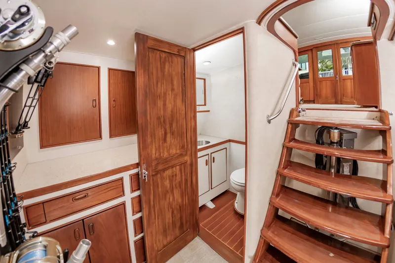 Sea Junkie Yacht Photos Pics 