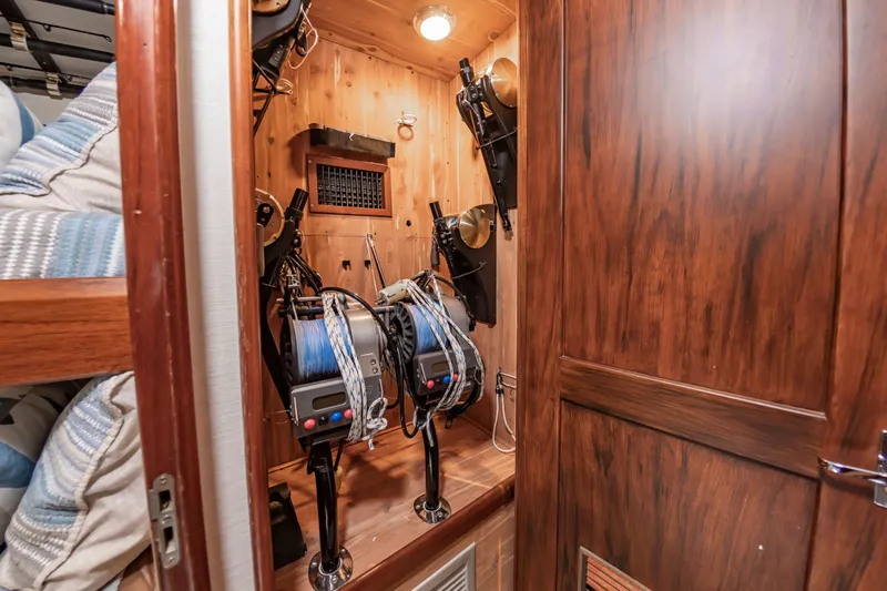 Sea Junkie Yacht Photos Pics 