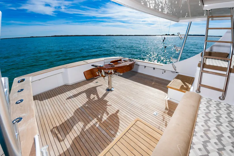 Sea Junkie Yacht Photos Pics 