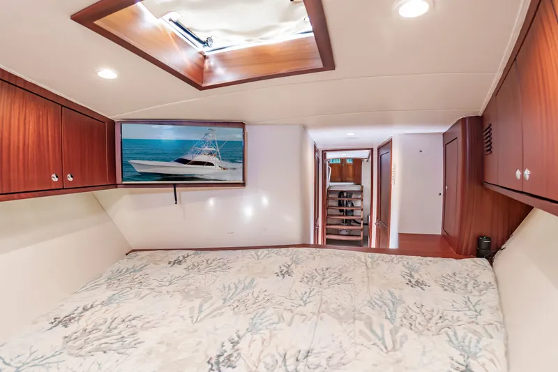 Sea Junkie Yacht Photos Pics 