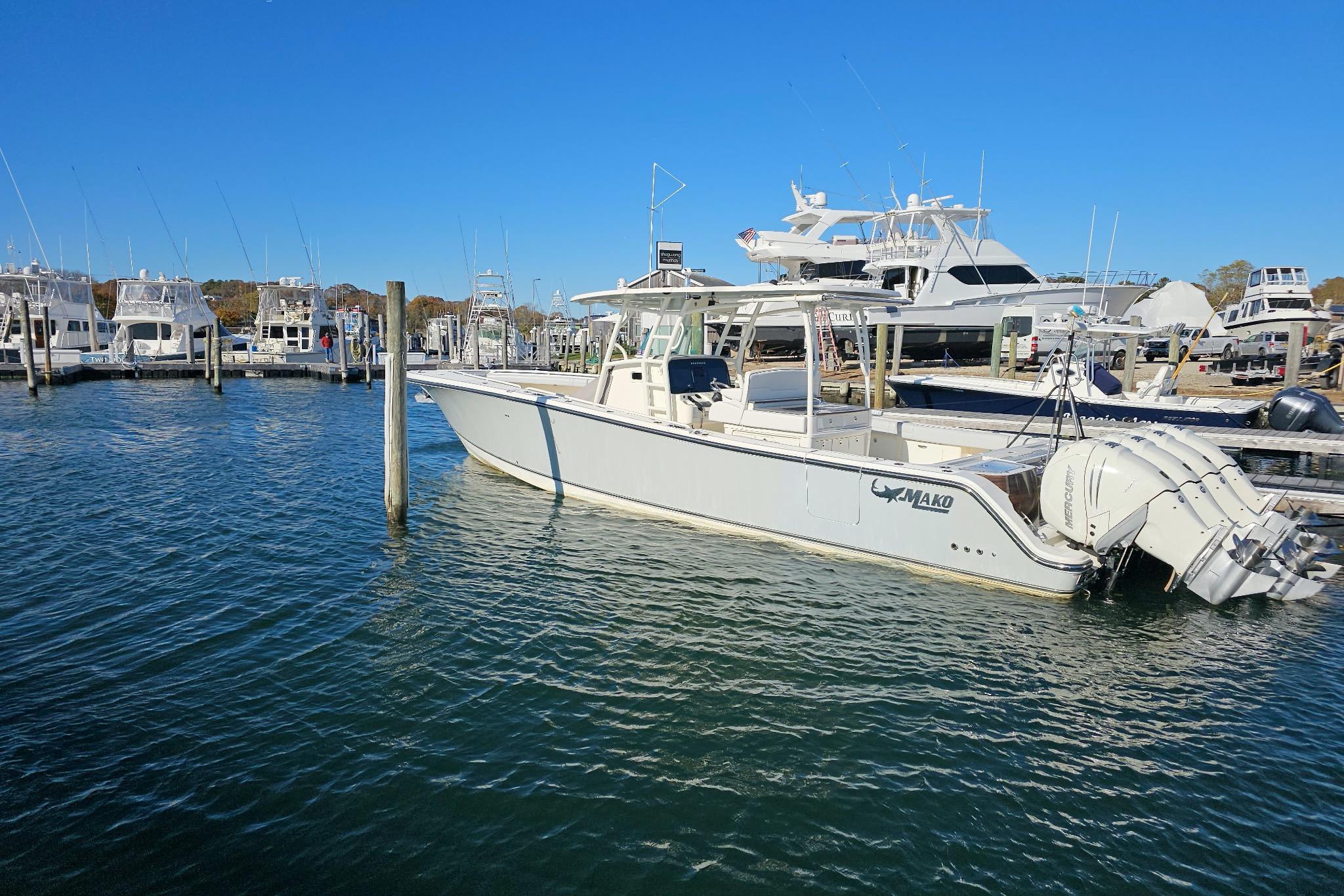 Mako 414 Center Console