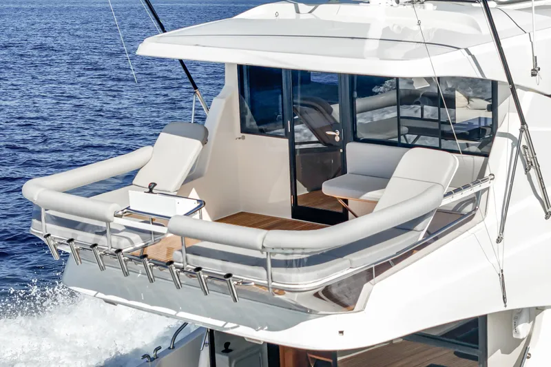True North Yacht Photos Pics Luxury Maritimo M59 yacht deck, 2020 model, cruising on open sea.