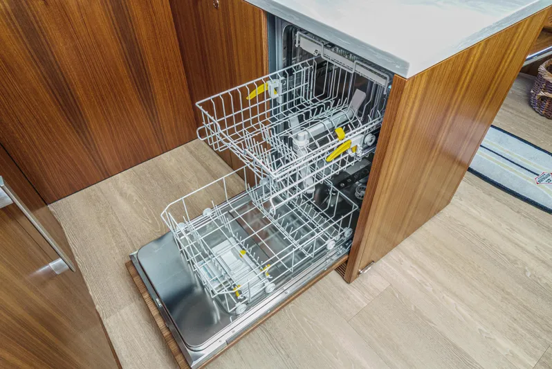 True North Yacht Photos Pics 