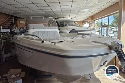 Beneteau FLYER 8 SPACEDECK V2