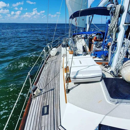 Vivamus Yacht Photos Pics 