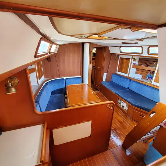 Vivamus Yacht Photos Pics 