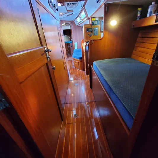 Vivamus Yacht Photos Pics 