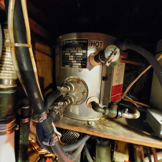 Vivamus Yacht Photos Pics 