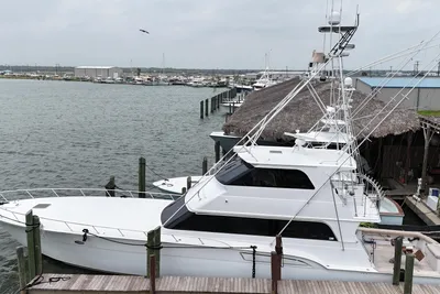 Donzi Custom Enclosed Flybridge