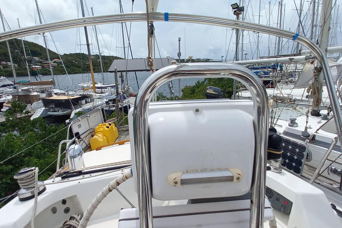 2004 Passport 47 