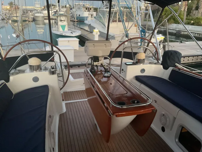 Zulu Yacht Photos Pics 