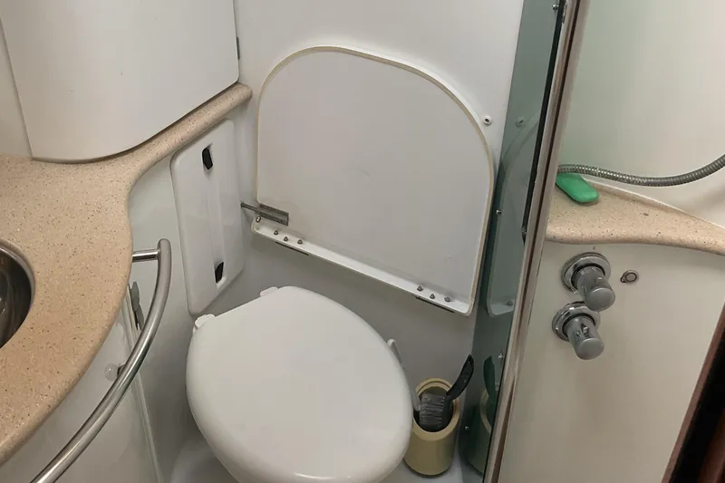 Zulu Yacht Photos Pics 