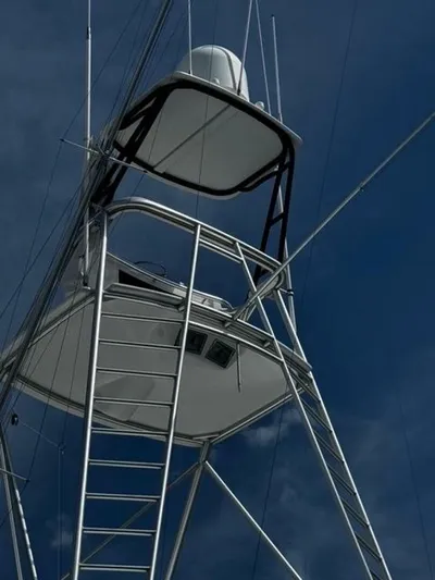 Liquid Gold Yacht Photos Pics 2005 Viking 74 Convertible 'Liquid Gold'