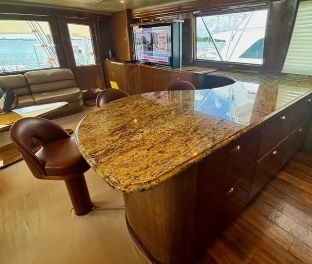 Liquid Gold Yacht Photos Pics 2005 Viking 74 Convertible 'Liquid Gold'