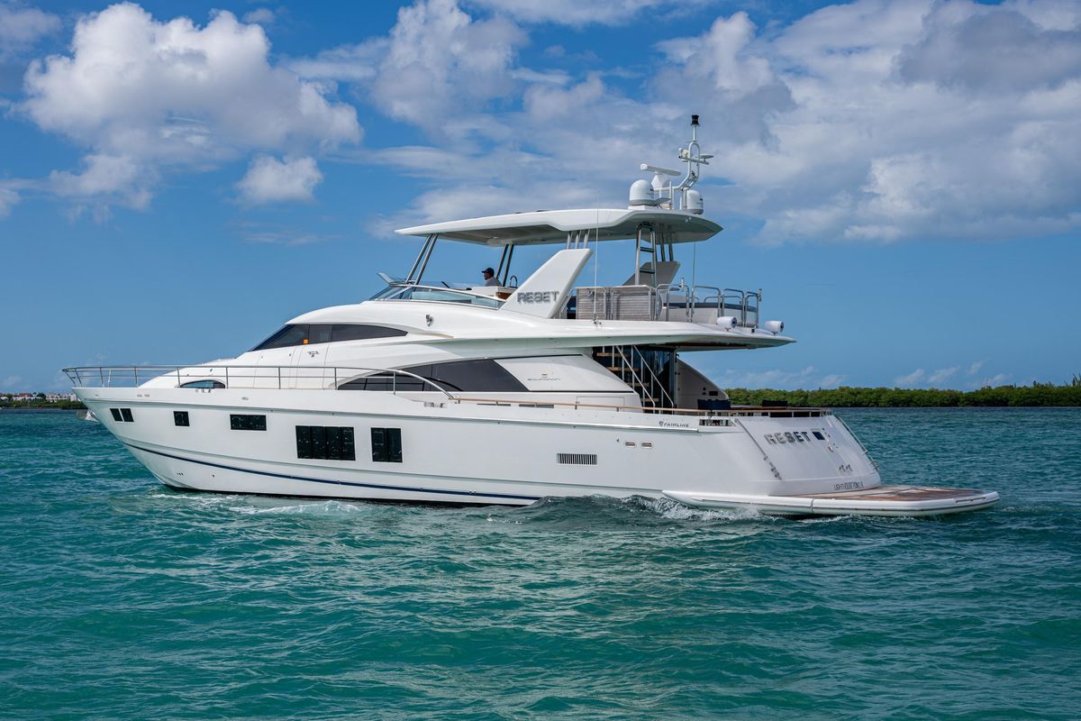 2015 Fairline 78 