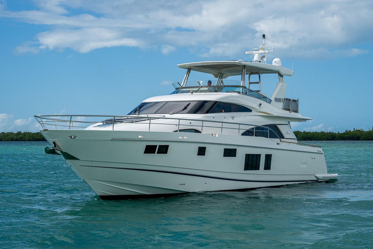 2015 Fairline 78 