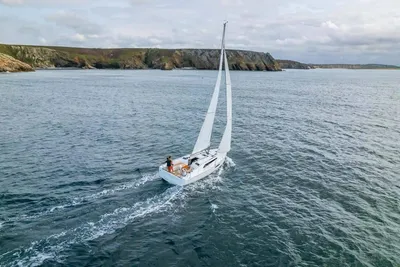 Beneteau Oceanis 37.1