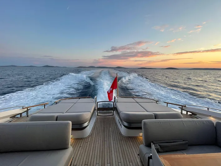 Kiwa Yacht Photos Pics 