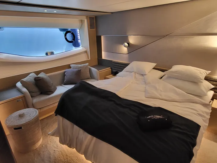 Kiwa Yacht Photos Pics 